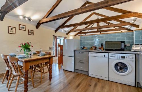 Camborne House | 2 Bed in Portreath OLDMM
