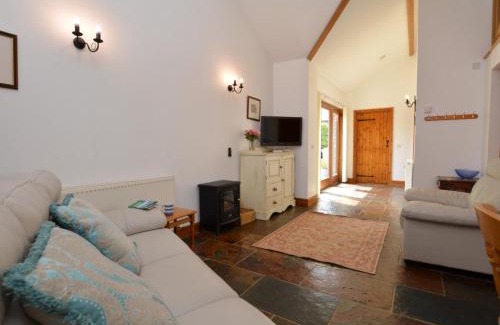 Alweston House | 2 Bed in Sherborne FOLKI