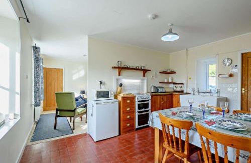 Salen House | 2 bed in Strontian CA046