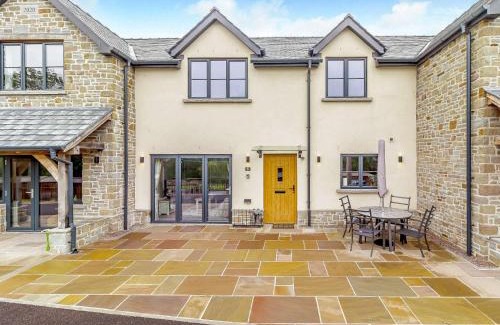 Kemeys Commander Apartment | 2 Bed in Usk 87949