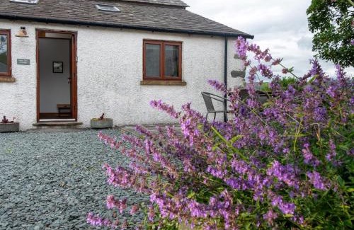 Kendal House | 2 Bed in Windermere 95346