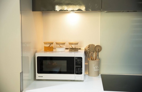 Stonnall Apartment | 2 Bed Luxury Modern Apartment/Close To Birmingham Central/Free On Road Parking