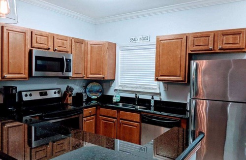 Long Beach House | 2 Bedroom 2 1/2 bath townhome on the beach!