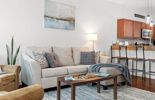 Hubert House | 2 Bedroom 2.5 bath minutes from Downtown Swansboro, Emerald Isle & Camp Lejeune.