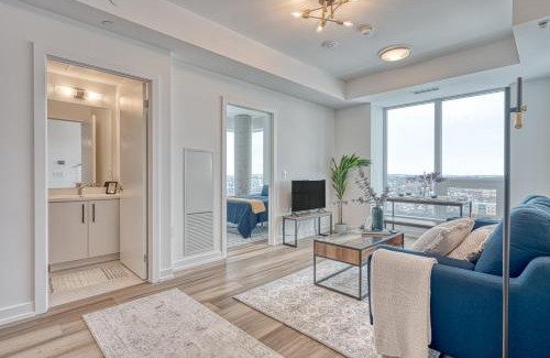 Kitchener Apartment | 2 Bedroom, 2 Bath Stunning Condo - heart of Kitchener Downtown