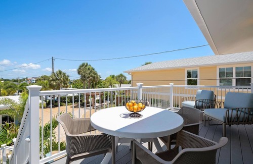 Nokomis Apartment | 2 Bedroom/2 Bath Villa (Second Level) - Unit 6