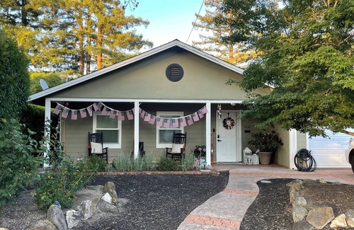 Napa House | 2 bedroom/2bath in central Napa, within walking to downtown