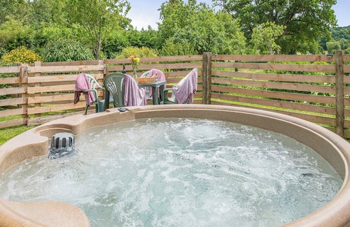Woolland Cottage | 2 bedroom accommodation in Blandford Forum
