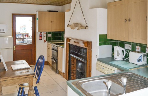 Winterton-on-Sea Cottage | 2 bedroom accommodation in Winterton-on-Sea