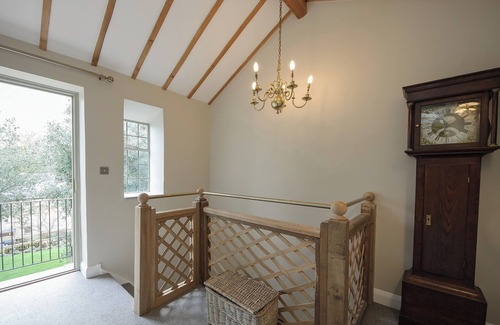 Chipping Norton Cottage | 2 bedroom accommodation in Middle Barton, near Chipping Norton