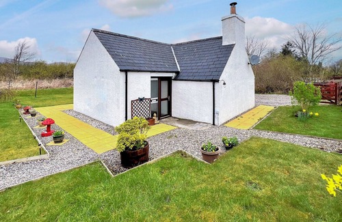 Broadford Cottage | 2 bedroom accommodation in Broadford, Isle of Skye