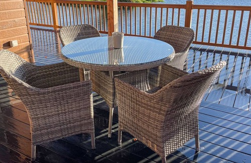 Caistor Cabin | 2 bedroom accommodation in Caistor, Market Rasen