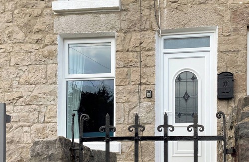 Llysfaen Cottage | 2 bedroom accommodation in Llysfaen, near Colwyn Bay