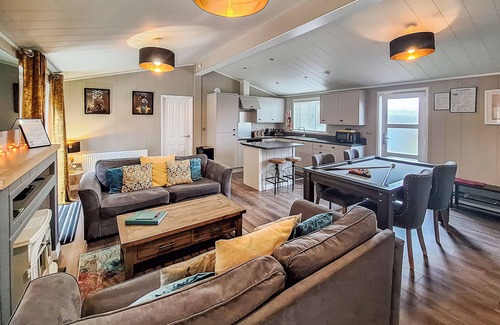 Raywell Ski Chalet | 2 bedroom accommodation in Raywell, Beverley