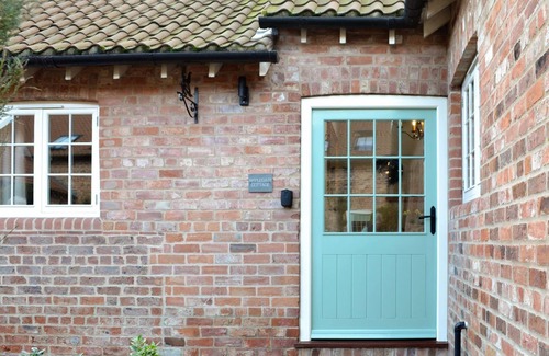 Low Catton Cottage | 2 bedroom accommodation in Holtby, near York