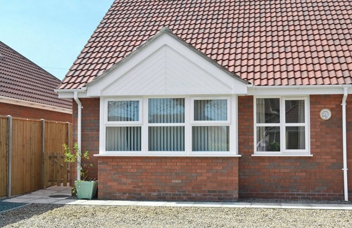 Sandilands Cottage | 2 bedroom accommodation in Sutton-on-Sea, near Mablethorpe