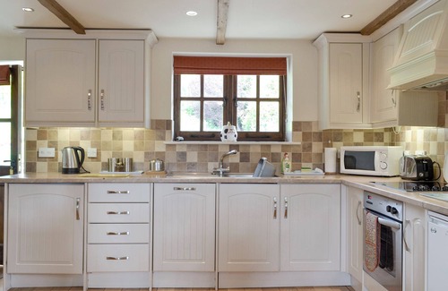 East Meon Cottage | 2 bedroom accommodation in East Meon, Petersfield