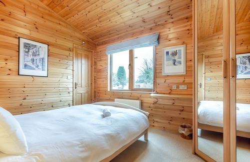 Beaworthy Cabin | 2 bedroom accommodation in Halwill, Nr Beaworthy