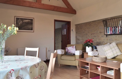 Chippenham Cottage | 2 bedroom accommodation in East Tytherton, Chippenham
