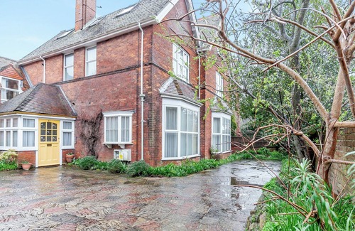 Eastbourne Cottage | 2 bedroom accommodation in Eastbourne
