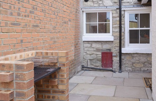 Pickering Cottage | 2 bedroom accommodation in Pickering