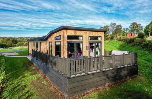 Coleford Ski Chalet | 2 bedroom accommodation in Coleford, Forest oF Dean