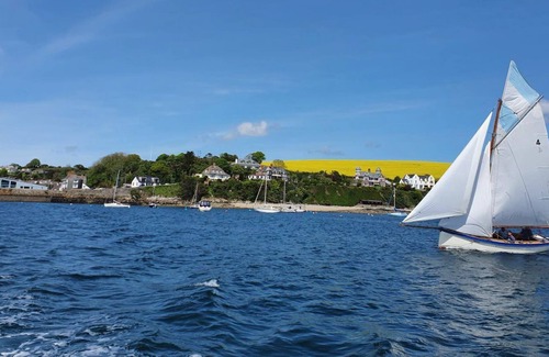 Flushing Cottage | 2 bedroom accommodation in Flushing, near Falmouth