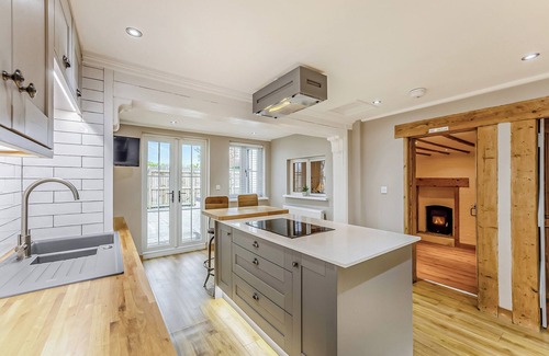 Burgh le Marsh Cottage | 2 bedroom accommodation in Thorpe St Peter, near Skegness