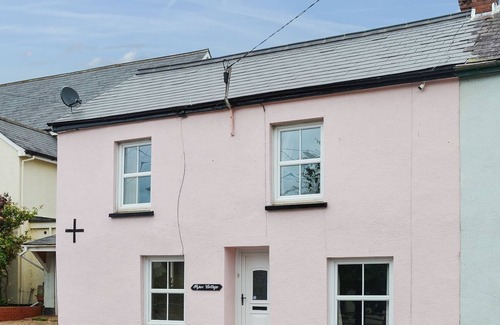 Halberton Cottage | 2 bedroom accommodation in Halberton, near Tiverton