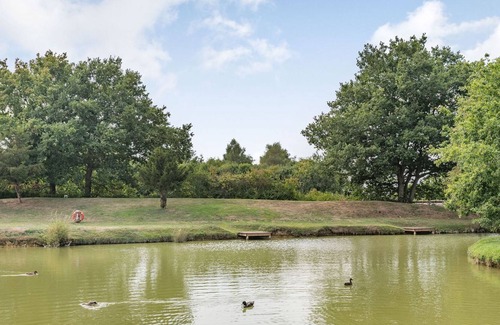 Yaxham Cabin | 2 bedroom accommodation in Yaxham, Dereham