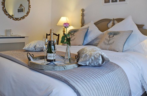 Crieff Cottage | 2 bedroom accommodation in Crieff