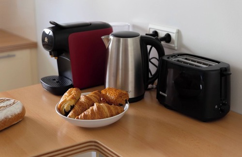 Charenton-le-Pont Apartment | 2-bedroom apartment Standing et Domotique near Métro, Free Parking