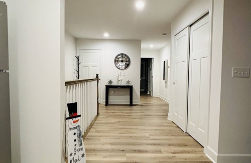Ellicottville Apartment | 2 Bedroom Apartment- Walking distance to the village of Ellicottville sleeps 6