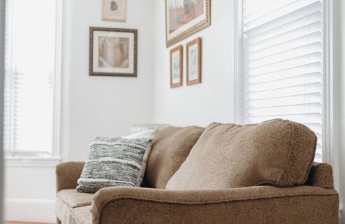 Munjoy Hill Apartment | 2-bedroom apartment in Portland, ME with WiFi, AC. Enjoy your stay!