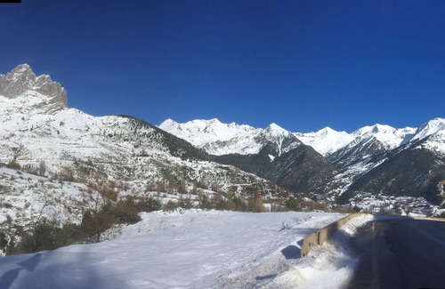 Senegue Apartment | 2 bedroom apartment near ski Panticosa Formigal Pyrenees Aragon