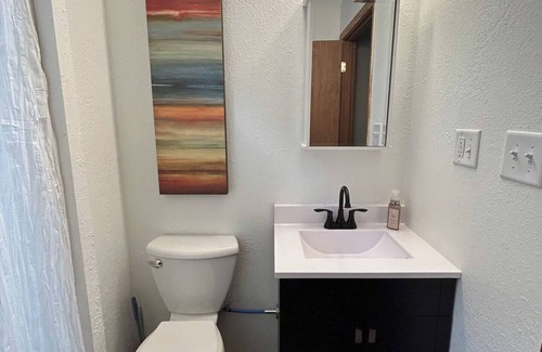 West Union Apartment | 2-bedroom apartment in Downtown West Union, IA