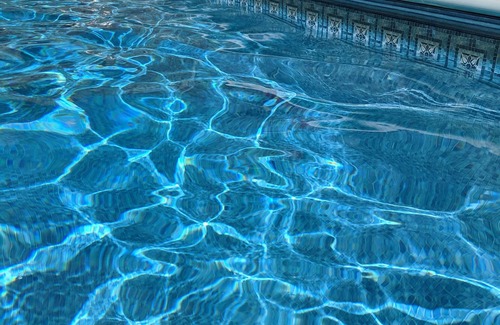 Blind Bay Apartment | 2 Bedroom Apartment with Resort Amenities