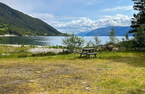 Hoyanger House | 2 bedroom awesome home in Lavik