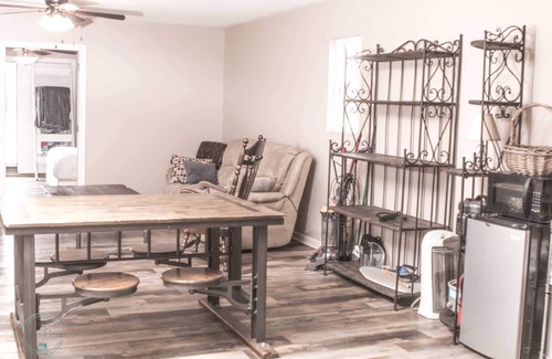 Parkton Apartment | 2-bedroom Barn 1-bathroom Apartment Sleeps 7