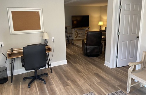 Jefferson Apartment | 2 Bedroom Basement Apartment with Private Entrance in Jefferson Ga