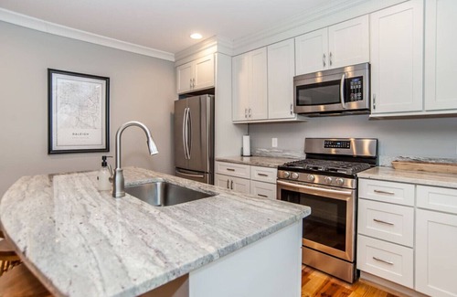 Five Points East House | 2 Bedroom Bungalow in Five Points Near Downtown