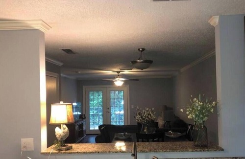 Oxford Condo | 2-bedroom condo in charming Oxford within walking distance of the stadium.