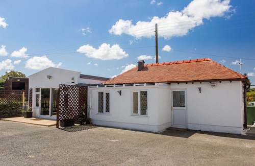 Amlwch Cottage | 2 Bedroom Cottage with Breathtaking, Panoramic Sea Views Bull Bay