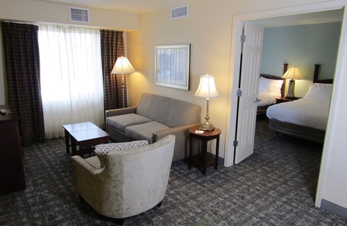 Rochester Condo | 2 Bedroom | Equipped Suite Near the River