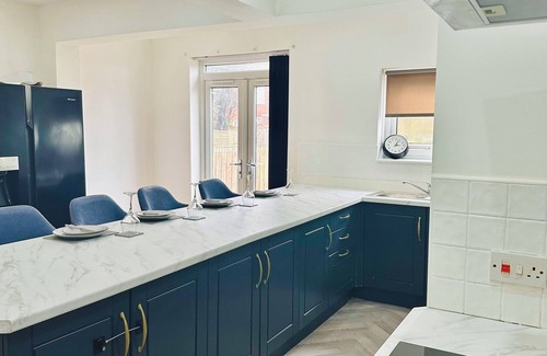 Newcastle-upon-Tyne House | 2 Bedroom House In Newcastle City With FREE Parking