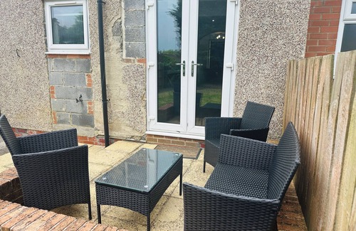 Newcastle-upon-Tyne House | 2 Bedroom House In Newcastle City With FREE Parking