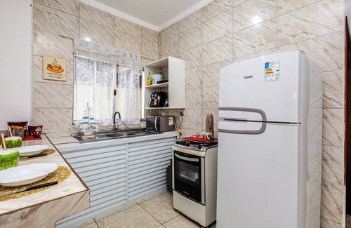 Quietude House | 2 Bedroom House with Barbecue 2km from Tupi x Ocian Beach