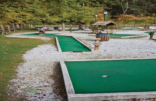 Sapphire Resort | 2 Bedroom Lockoff Suite in Blue Ridge Mountains, Near Skiing!
