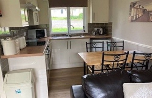 Saint Breward Cabin | 2 bedroom lodge in the grounds of Hengar Manor Holiday Park