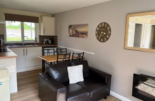 Saint Breward Cabin | 2 bedroom lodge in the grounds of Hengar Manor Holiday Park